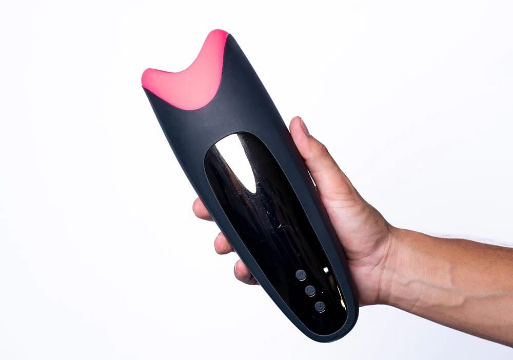 Piper rechargeable multi function masturbator w/ suction